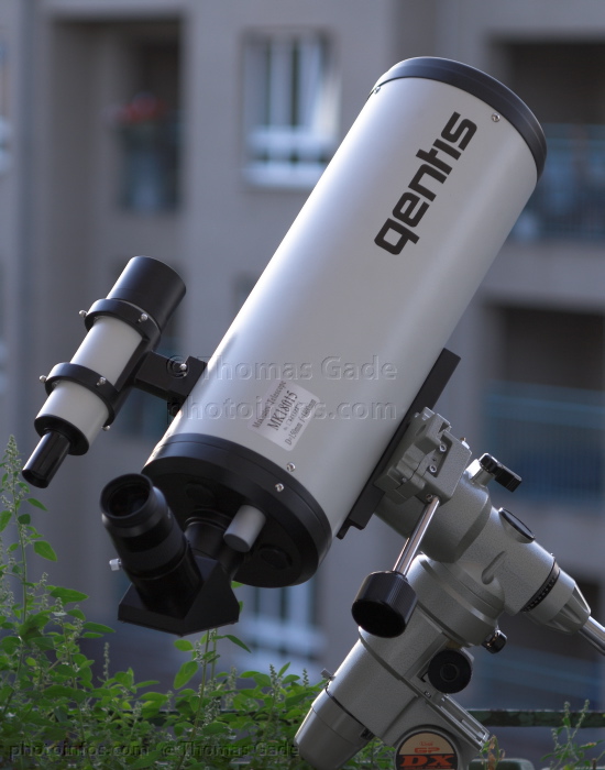 6" Maksutov Teleskop von Bosma
6" Maksutov Teleskop von Bosma. Es kommt aus China und wurde von Qentis, einem ehemaligen großen Ebay-Anbieter, mit eigenem Label verkauft.
Schlüsselwörter: 2008;Astronomie;astronomy;Balkonsternwarte;Bosma;Fernrohr;Maksutov;MK18015;Optik;Qentis;telescope;Teleskop