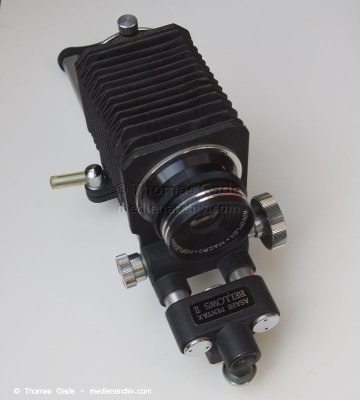 Pentax Bellows II mit 60mm Noflexar Objektiv. Balgengerät
Pentax Bellows II mit 60mm Noflexar Objektiv. Balgengerät
Schlüsselwörter: 2014;Balgengerät;Fotografie;Makroobjektiv;Noflexar;Pentax Bellows