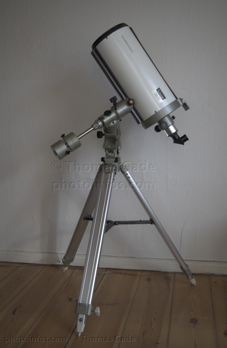 Vixen VC200L Teleskop auf einer Vixen Great Polaris
Vixen VC200L Teleskop auf einer parallaktischen Vixen Great Polaris (GP) Montierung. 20cm Spiegel.
Schlüsselwörter: Astronomie;Fernrohr;Optik;Stativ;telescope;Teleskop;Vixen